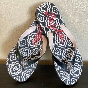 Brighton flip flops with crystal accent - size 7